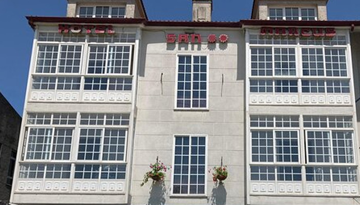 Hotel Superior